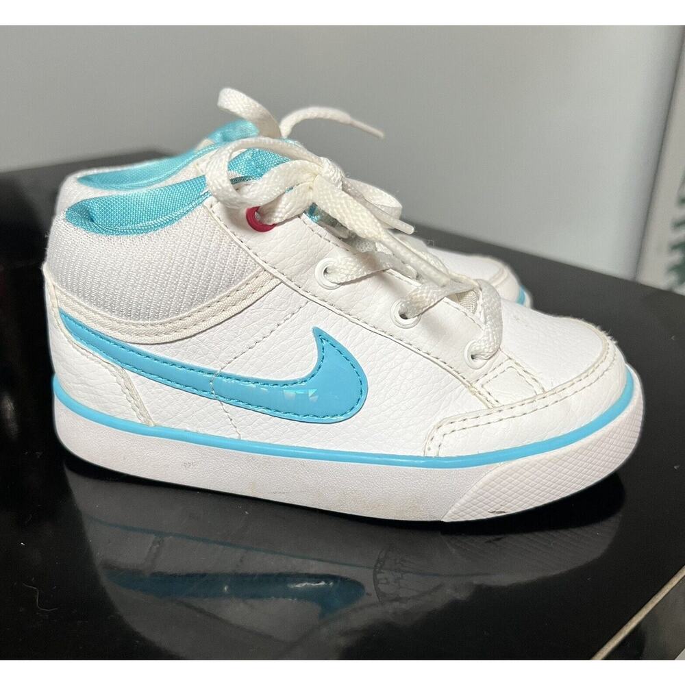 Nike Capri 3 White And Blue 9C